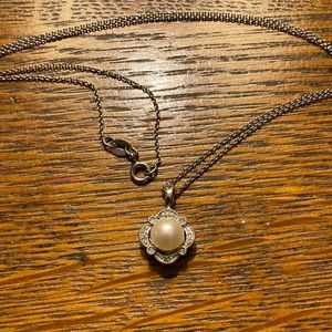 Simply Vera Wang Silver Pearl Necklace